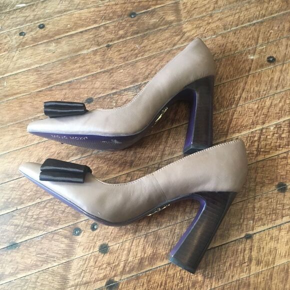 Mojo Moxy retro heels with bows - Picture 6 of 7